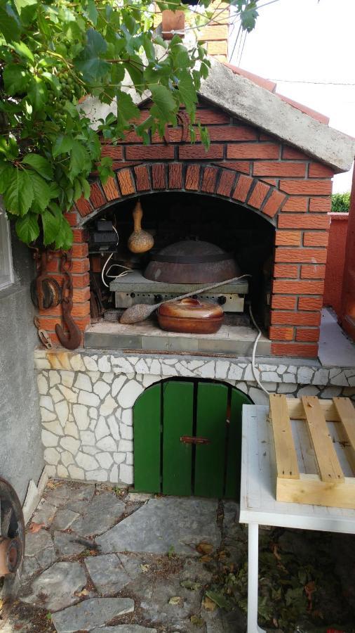 Apartment Eneja Rab Town Zewnętrze zdjęcie