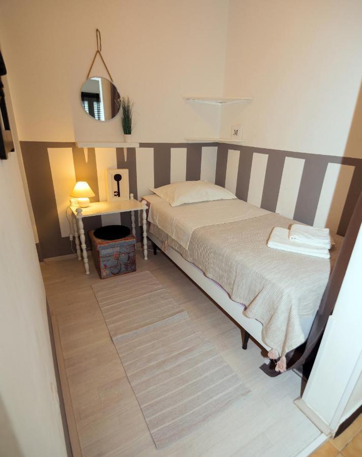 Apartment Eneja Rab Town Zewnętrze zdjęcie