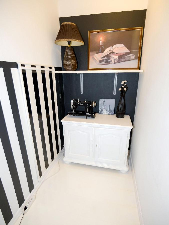 Apartment Eneja Rab Town Zewnętrze zdjęcie