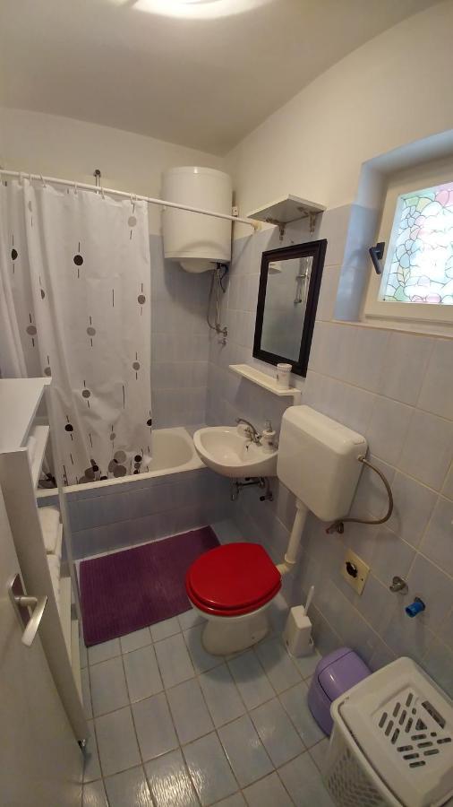 Apartment Eneja Rab Town Zewnętrze zdjęcie